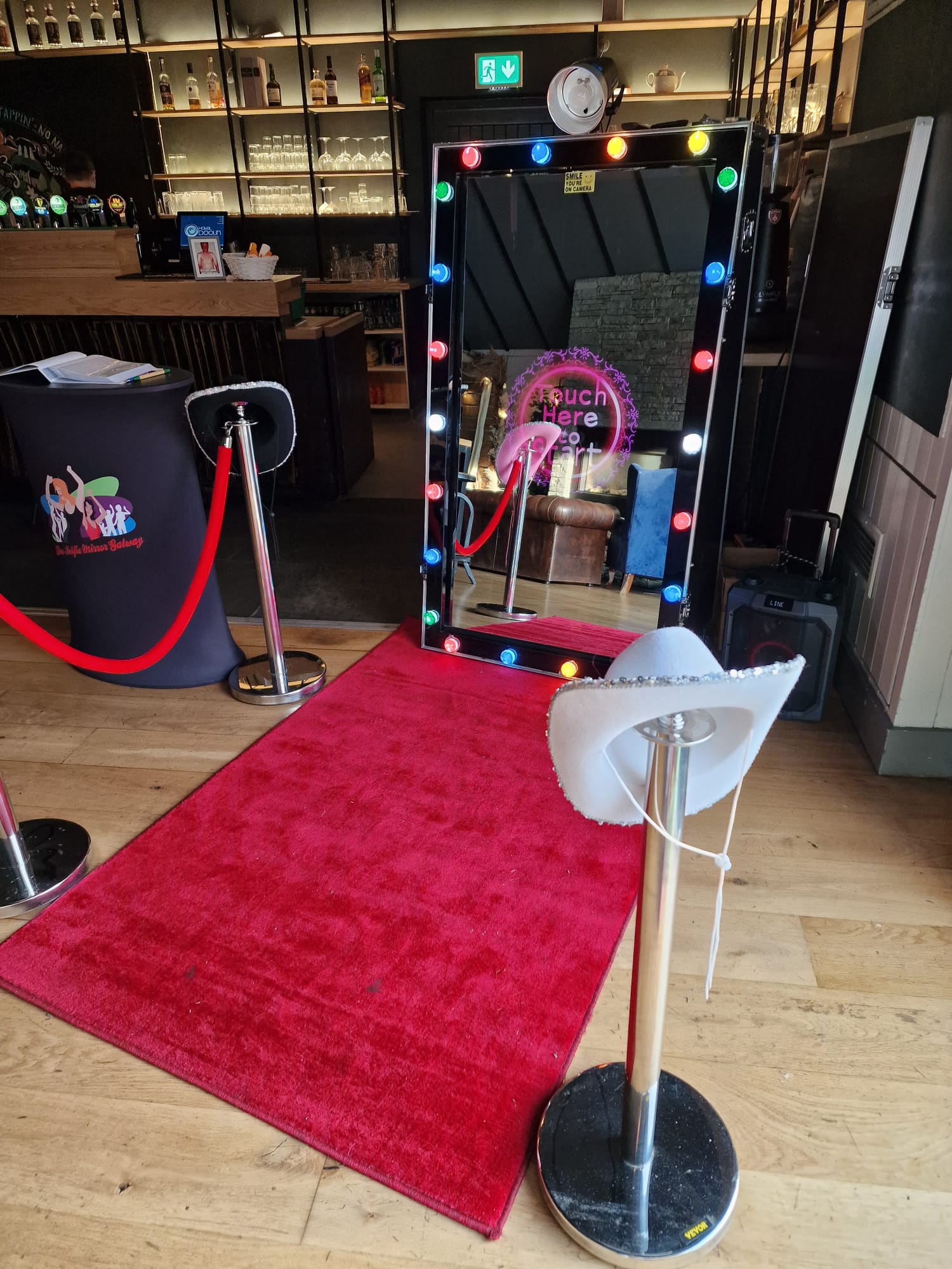 Photobooth Galway - The selfie mirror Galway